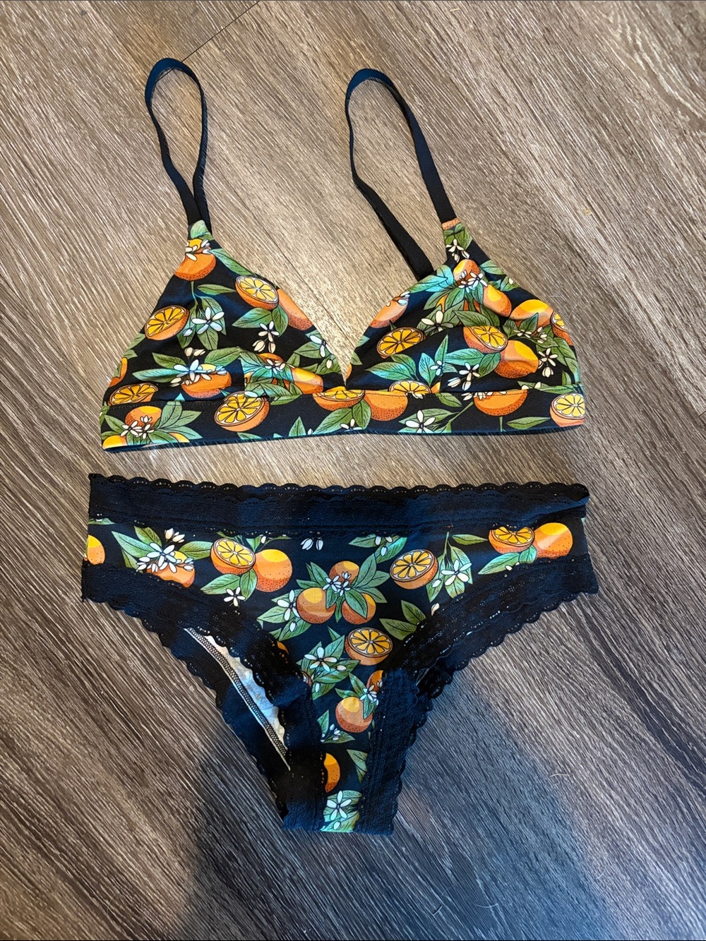 MeUndies Black Bralette & Bikini Set with Orange Citrus Print